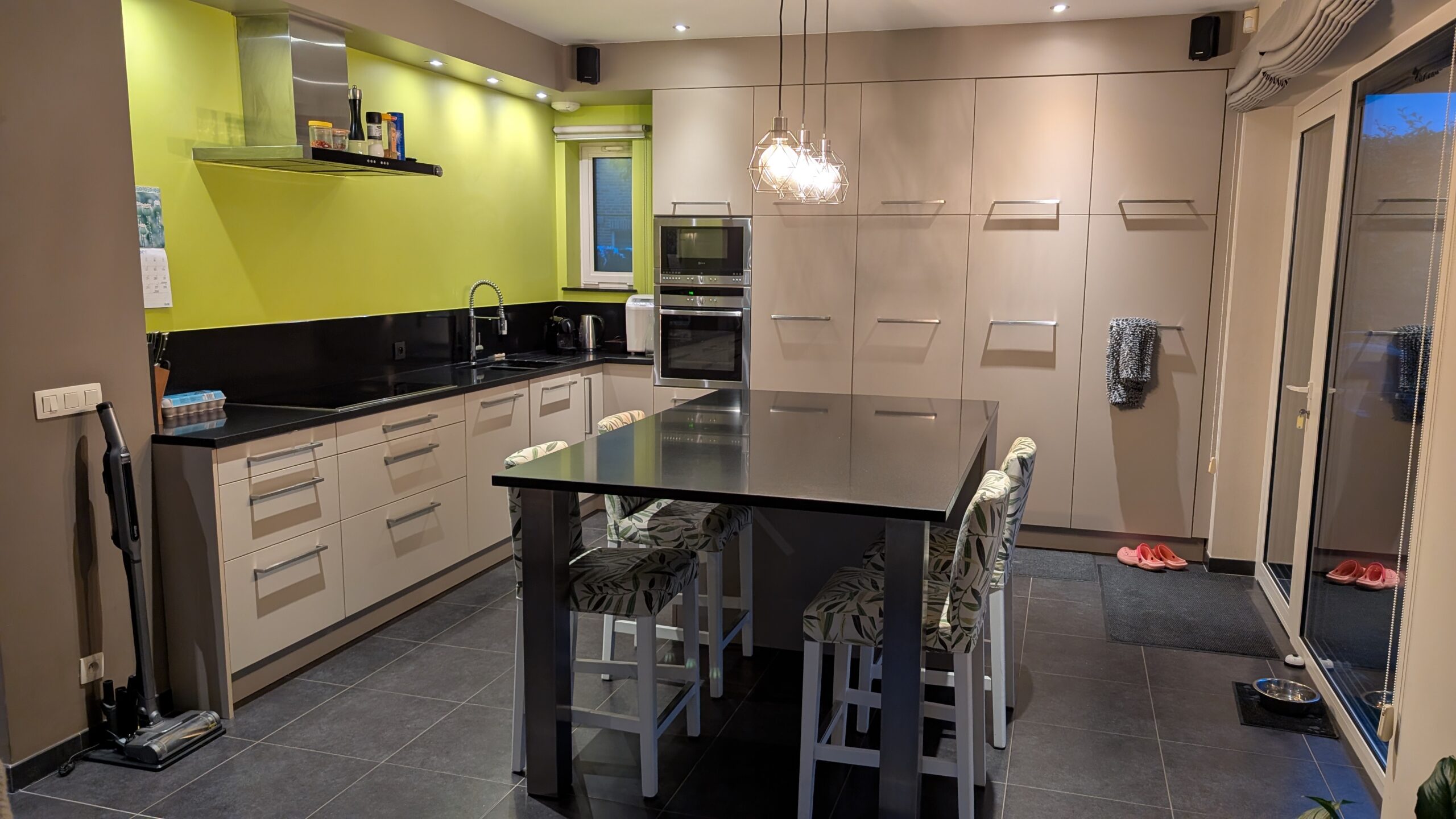 PXL_20251004_054643526.MP_