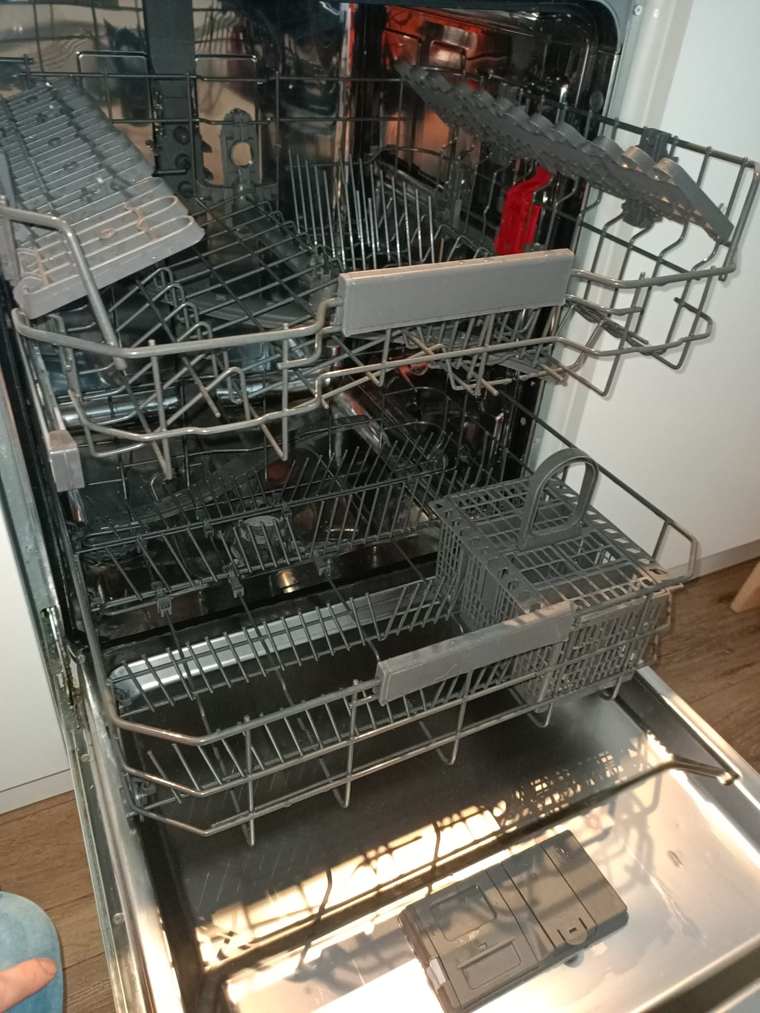 IMG-20251229-WA0089 (1)