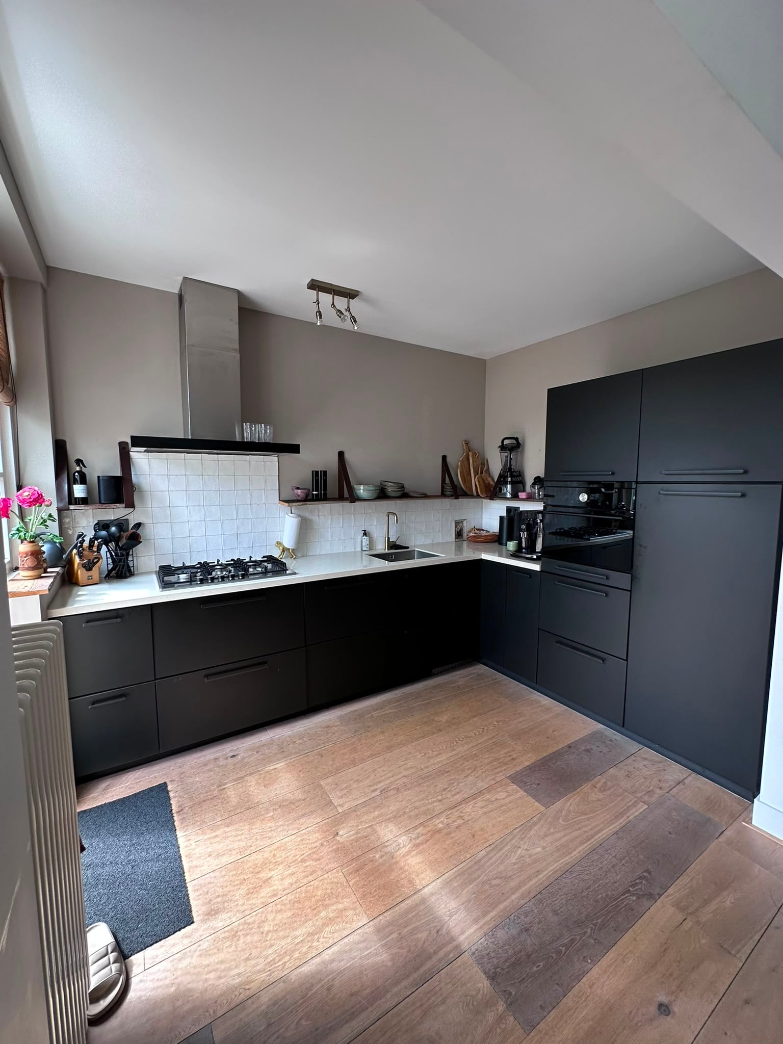 Luxe Matzwarte Hoekkeuken Compleet - Afbeelding 3