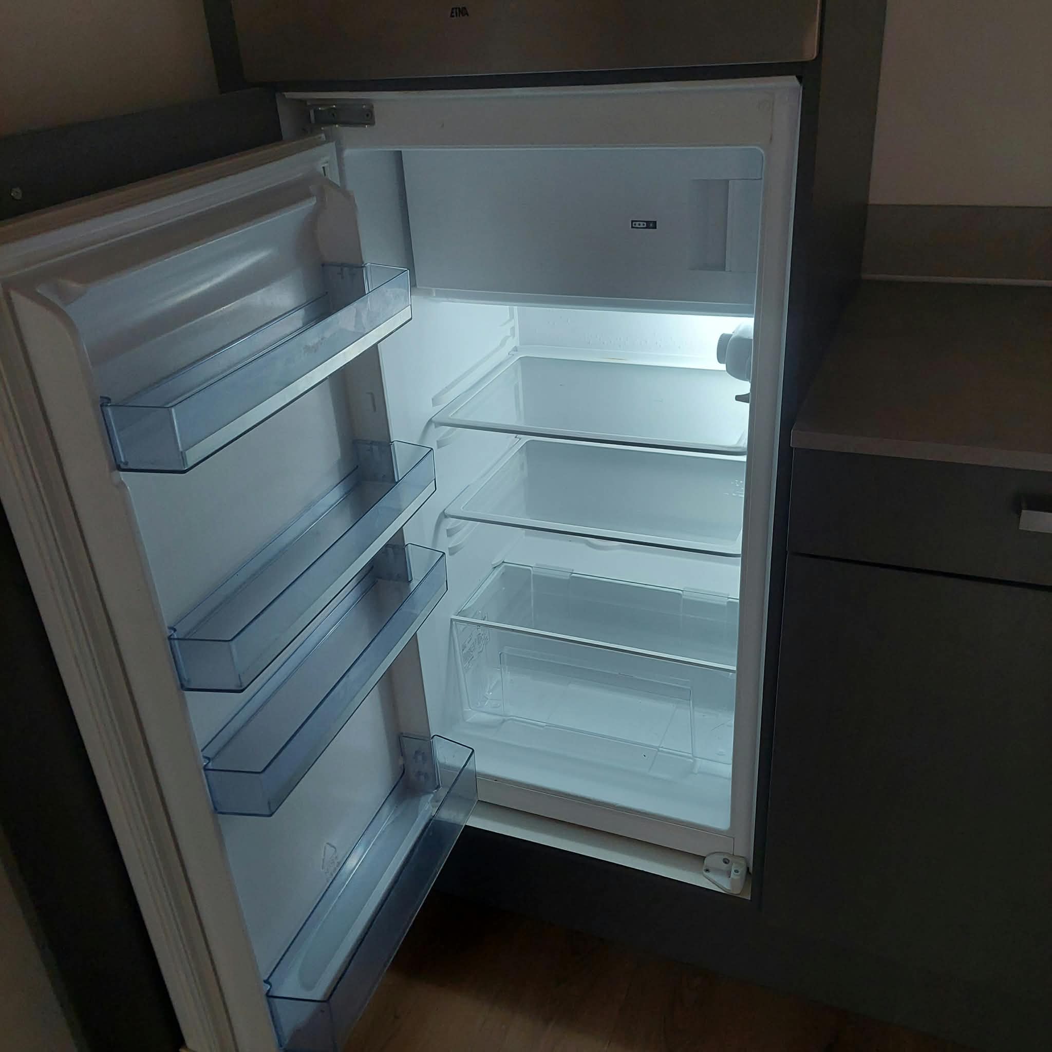 Moderne matgrijze rechte keuken+ apparatuur - Afbeelding 10