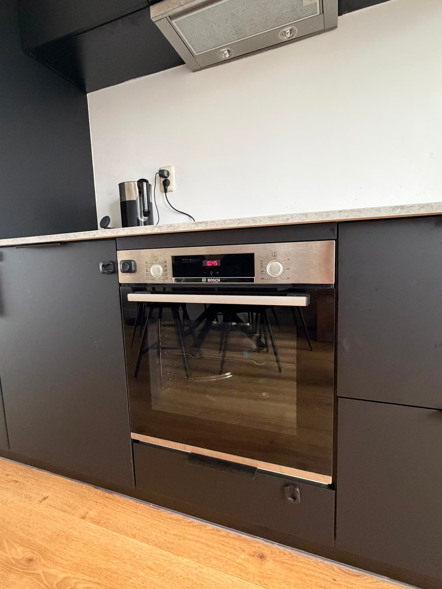 Luxe strakke Moderne mat zwarte KVIK keuken 3,60m incl. Bosch apparatuur - Afbeelding 6