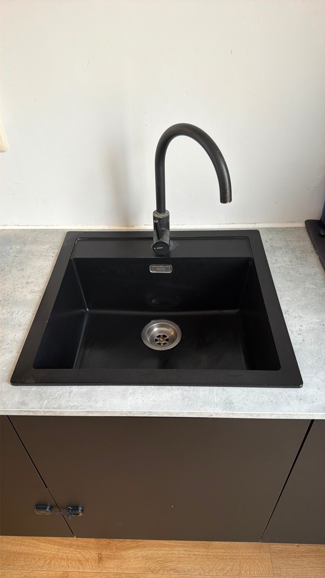 Luxe strakke Moderne mat zwarte KVIK keuken 3,60m incl. Bosch apparatuur - Afbeelding 11