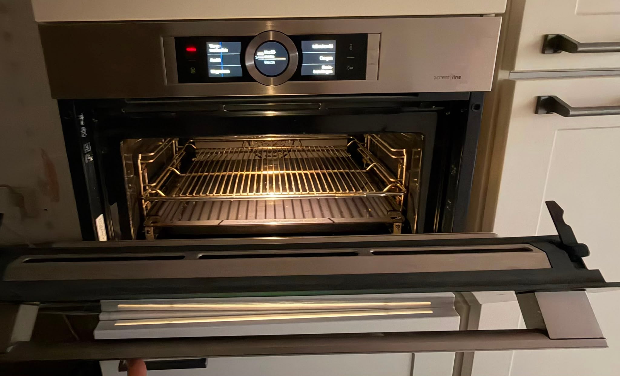 Prachtige brocante mat witte hoekkeuken - Afbeelding 5