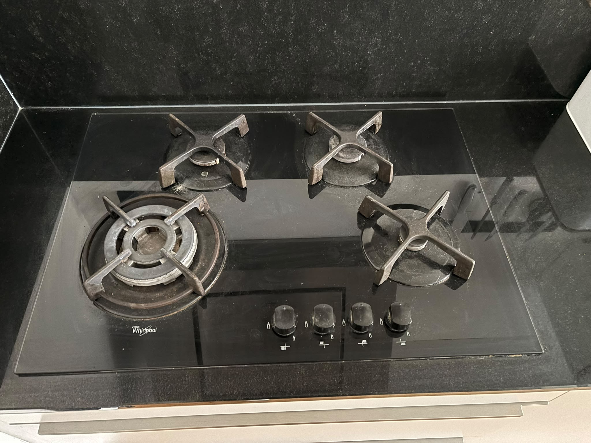 Moderne mat taupe rechte keuken - Afbeelding 9