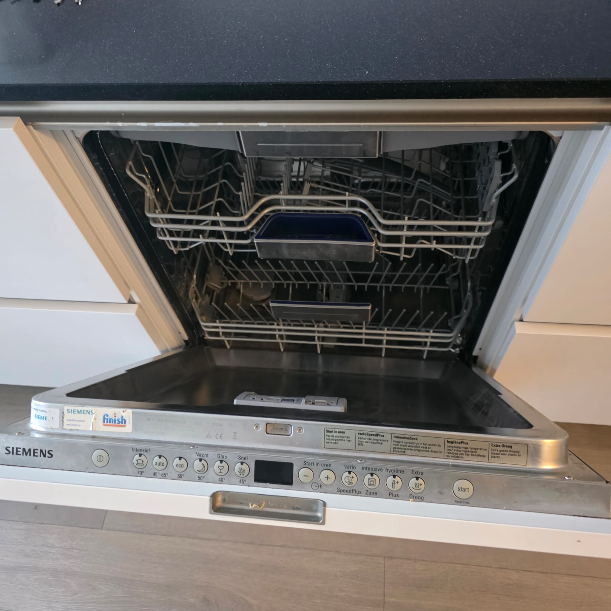 Luxe Duitse Siematic witte hoogglans eilandkeuken - Afbeelding 11