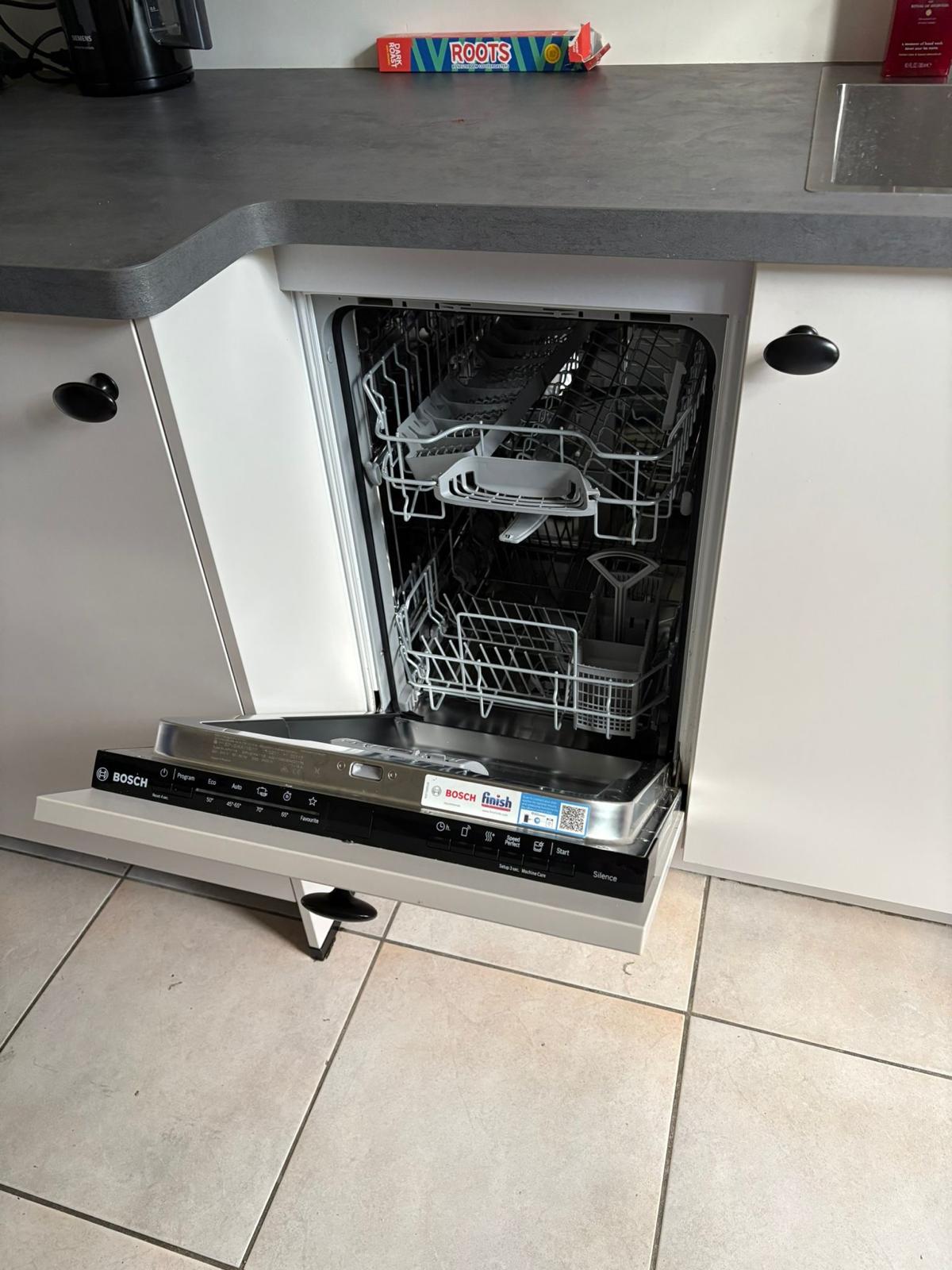 Moderne taupe/beige dubbelwandige keuken - Afbeelding 3