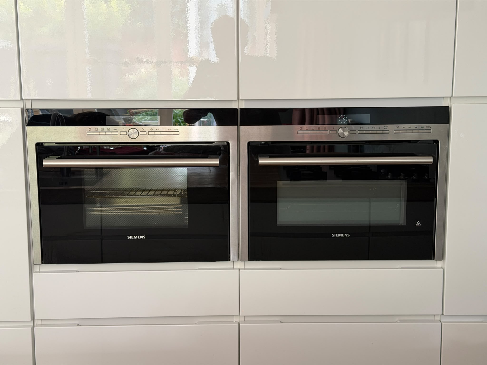 Prachtige LUXE KVIK HOOGGLANS WITTE KEUKEN β COMPLEET MET APPARATUUR - Afbeelding 11