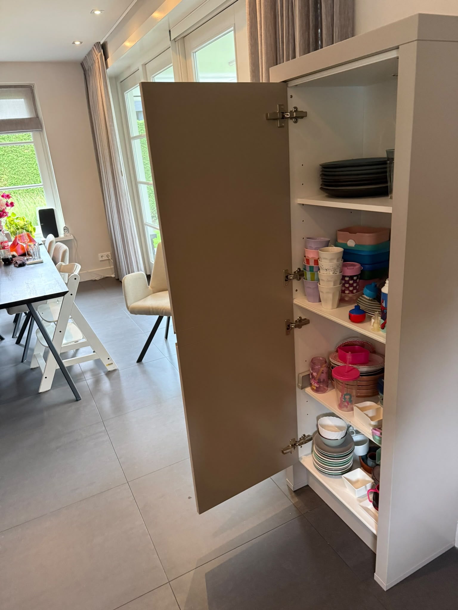 Moderne mat taupe keuken - Afbeelding 15