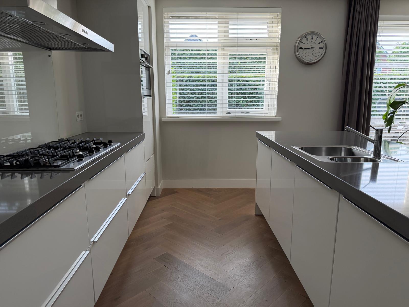 Witte Hoogglans Eilandkeuken | Composiet€2.990 - Afbeelding 3
