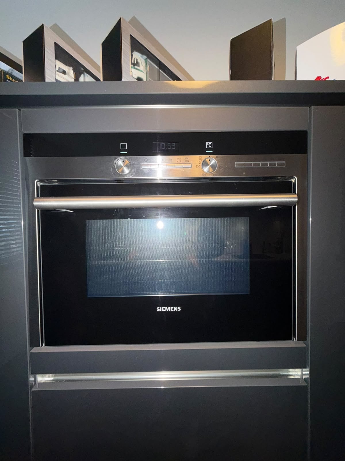 ANTRACIETGRIJZE HOOGGLANS DUBBELWANDIGE KEUKEN - Afbeelding 2