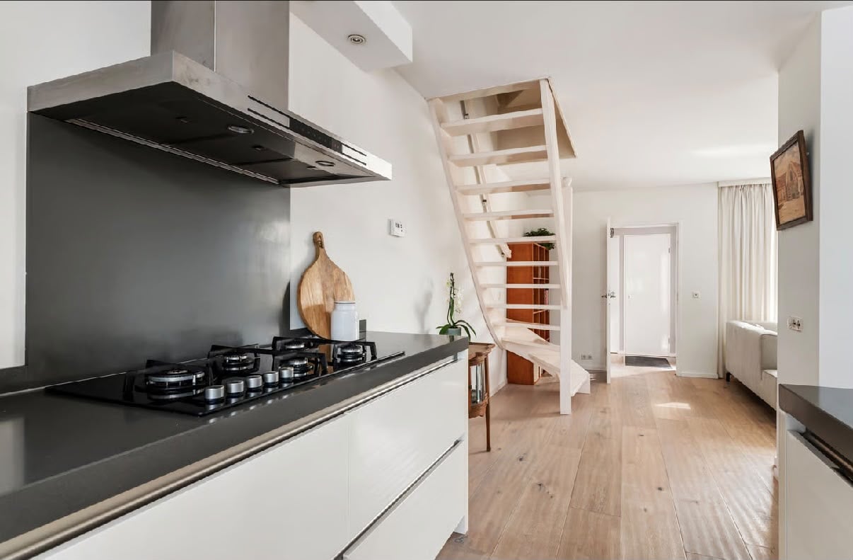 MODERNE MAT WITTE EILANDKEUKEN INCL. AEG APPARATUUR - Afbeelding 3