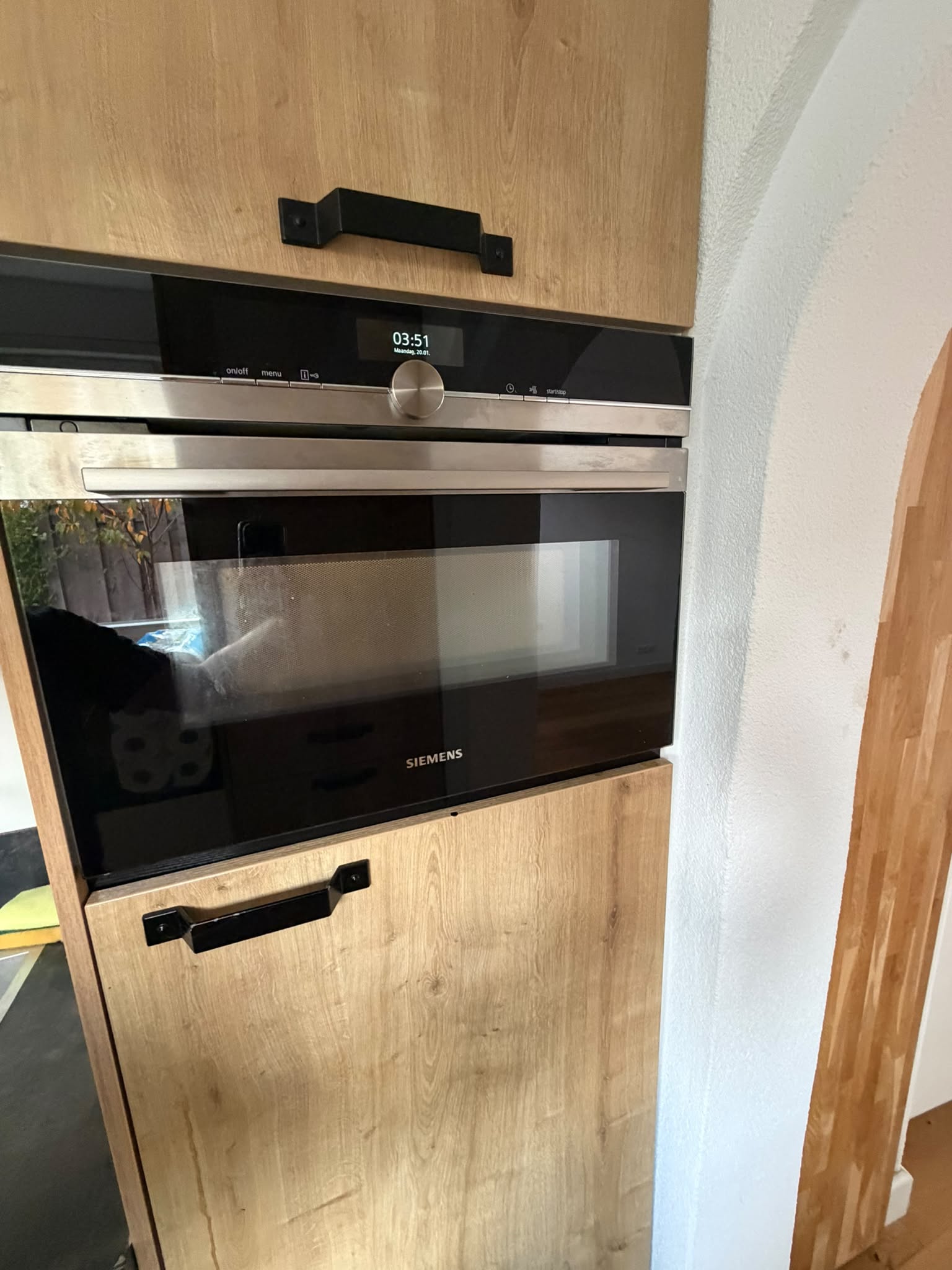 Moderne Houtlook Keuken + Wijnklimaatkast - Afbeelding 4
