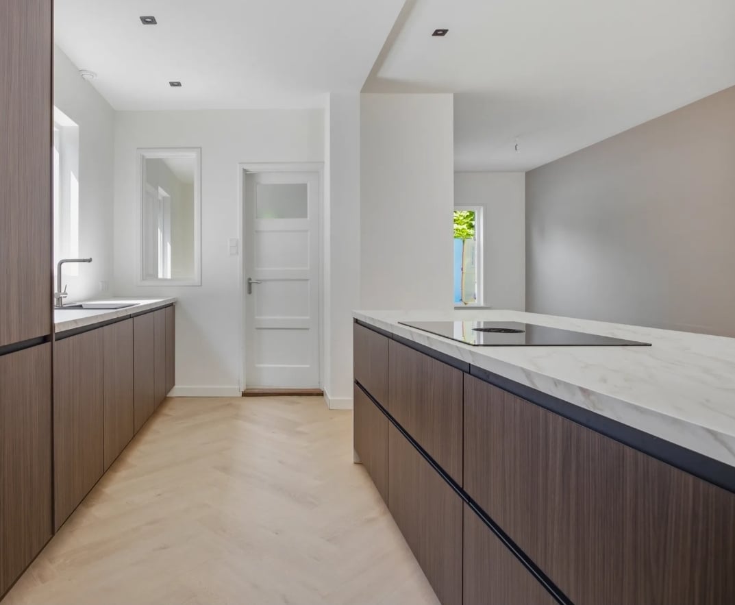 Luxe Greeploze Walnoot Eilandkeuken incl. BORA - Afbeelding 6